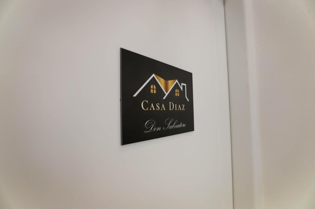 Casa Diaz Bed and Breakfast Napels Buitenkant foto