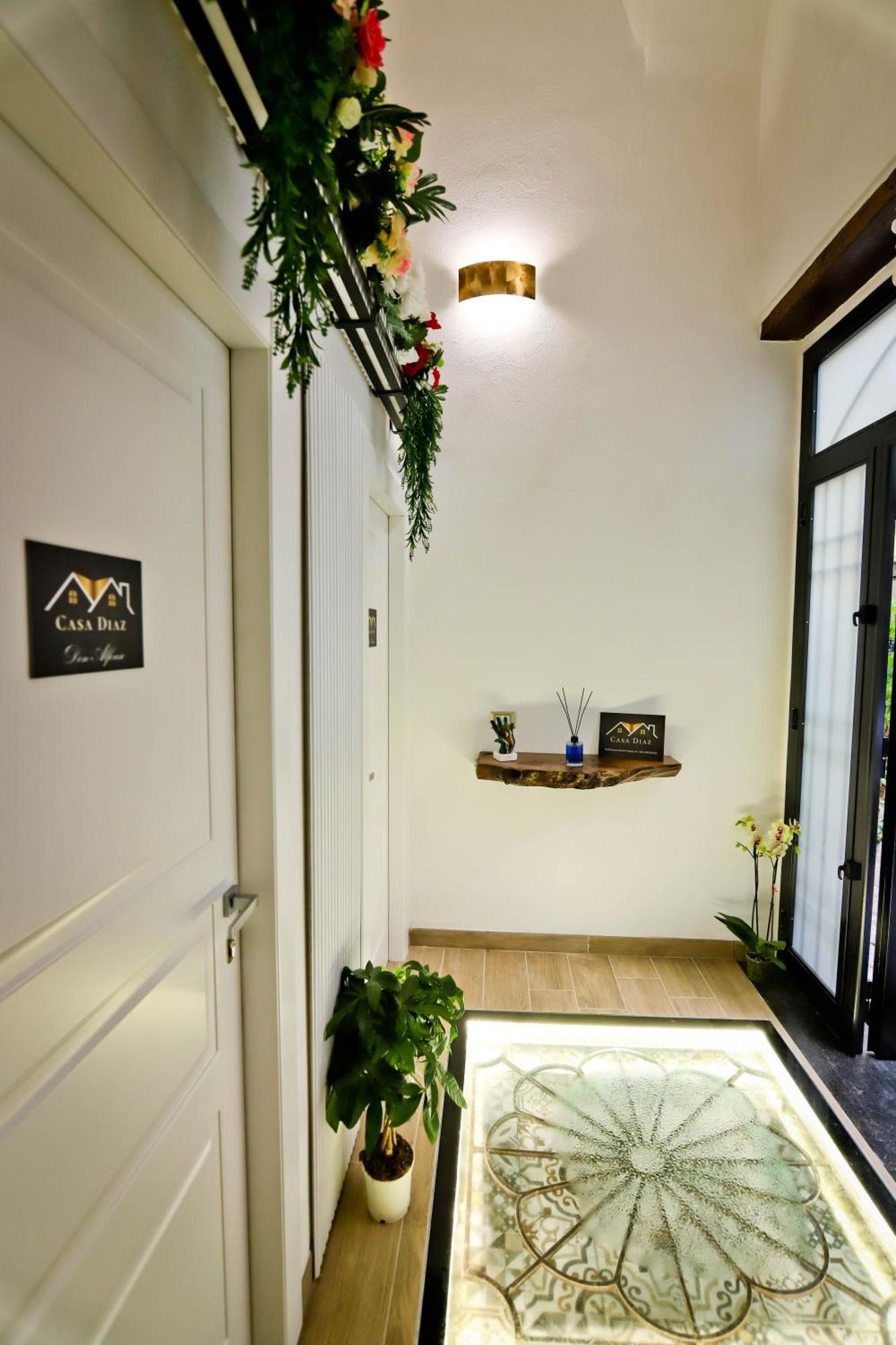Casa Diaz Bed and Breakfast Napels Buitenkant foto